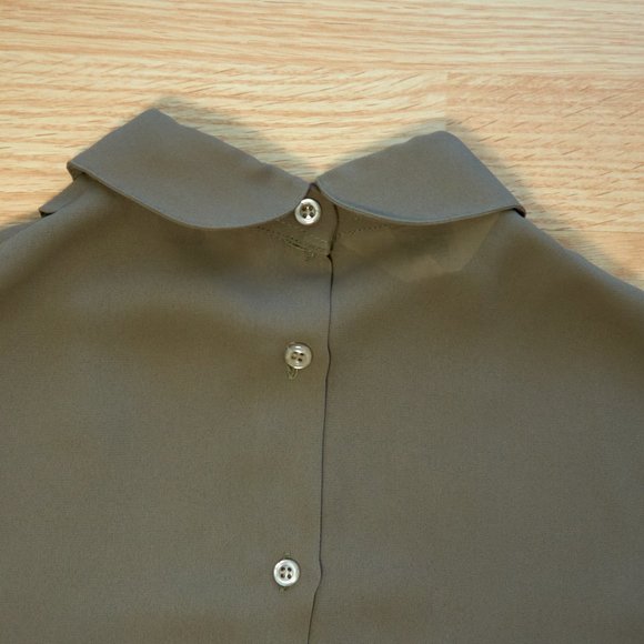 Vintage Givenchy Women's Green Polyester Top Blouse, Back Buttons, Size M - Picture 9 of 9